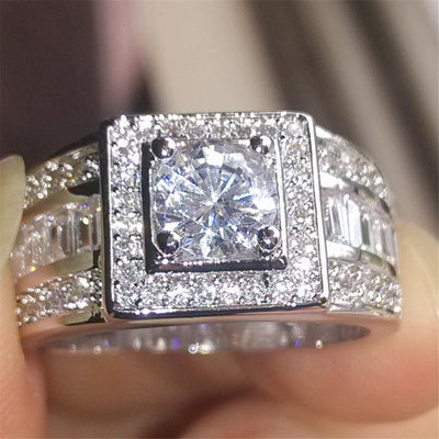 18K White Gold Wedding Ring