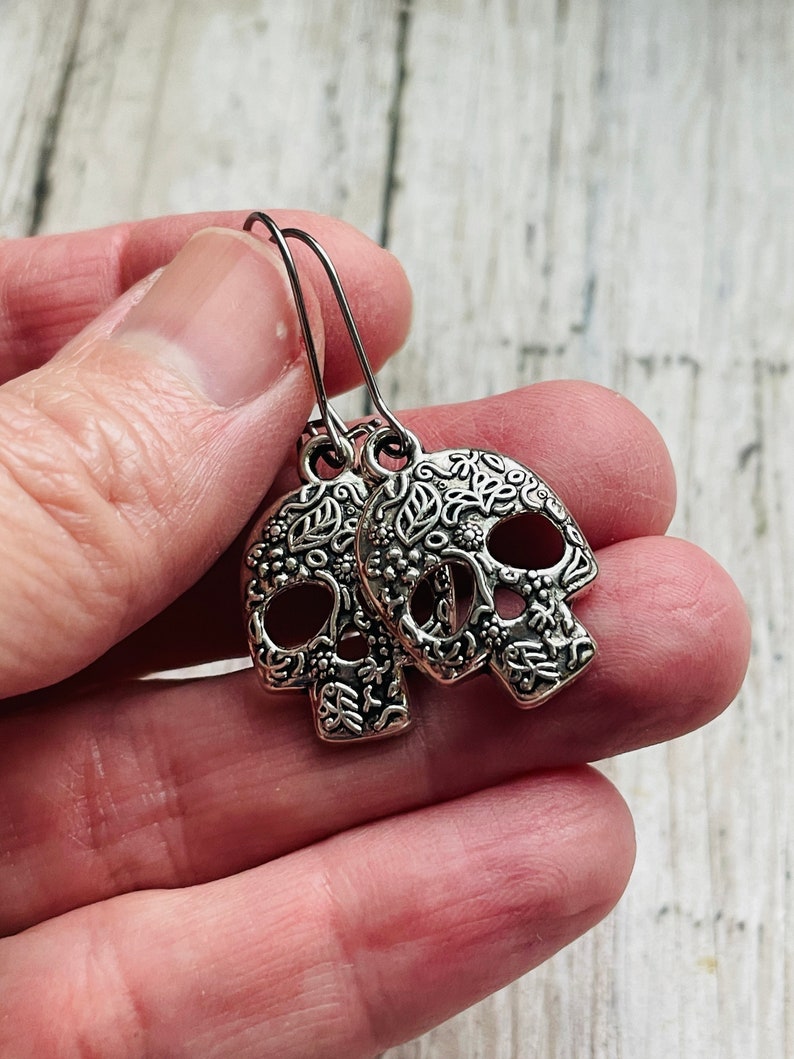 Vintage Silver Skull Earrings