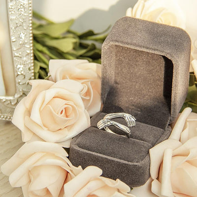 🎁2023-Christmas Hot Sale🎁🤩2023 New Couple Hug Ring💕