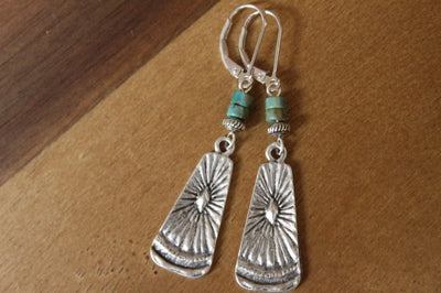 Vintage Textured Scalloped Turquoise Earrings