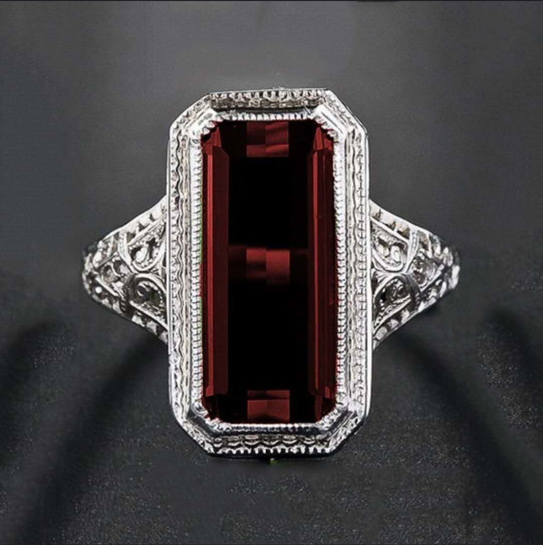 Square Minimalist Ring