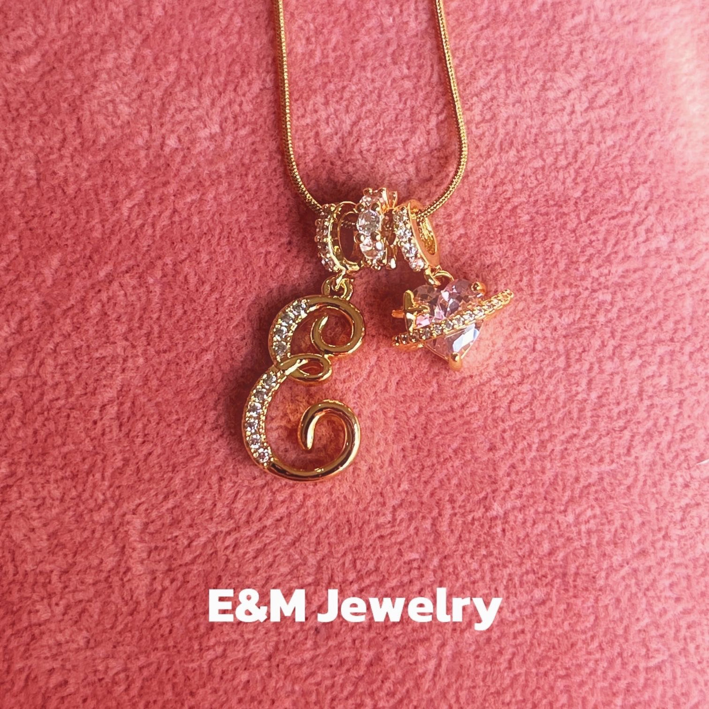 Personalized Custom 18K Gold Plated Alphabet Necklace, Artistic Design Name Necklace, Fashionable Exquisite Gift for Women and Girls