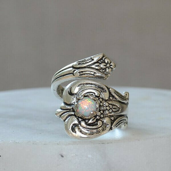 🔥Last Day 49% OFF🎁White Opal Spoon Adjustable Ring